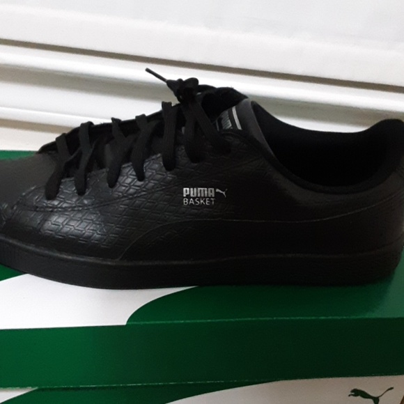 Shoes - Picture 5 of 6